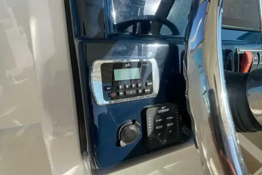 2017 Pursuit DC 265 Dual Console