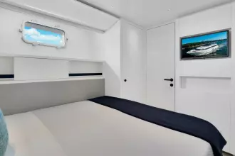 Convertible Guest Stateroom
