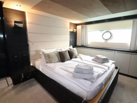 20 - Master Cabin