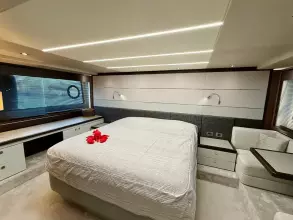 21 - Master Cabin