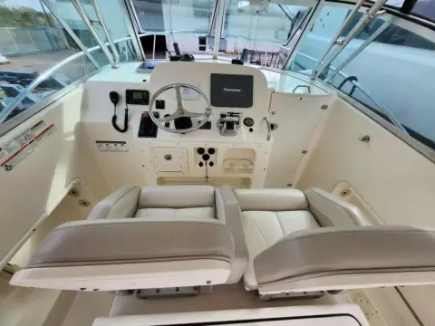 PURSUIT - PURSUIT SF 345 DRUMMOND SPORTFISH - exteriors