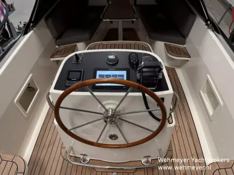 AdmiralsTender C28 10