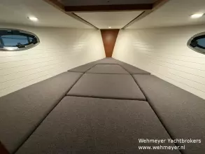 AdmiralsTender C28 11