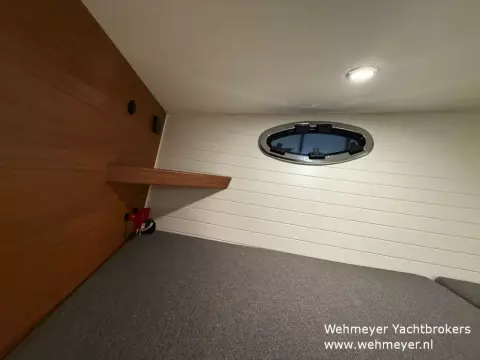 AdmiralsTender C28 12