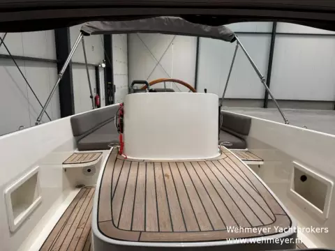 AdmiralsTender C28 8