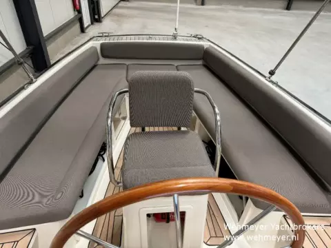 AdmiralsTender C28 9