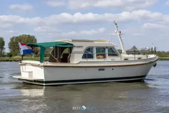 Linssen Grand Sturdy 29.9 Sedan 1
