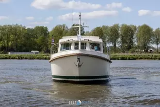 Linssen Grand Sturdy 29.9 Sedan 5