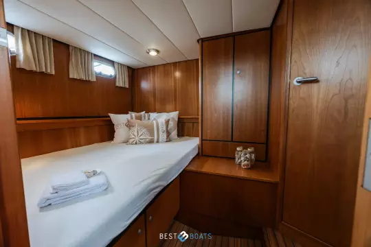 Linssen Grand Sturdy 34.9 AC 23
