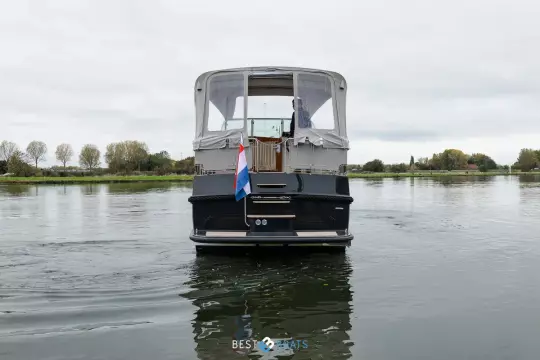 Linssen Grand Sturdy 34.9 AC 2