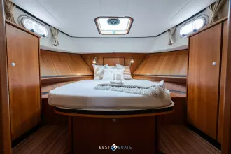 Linssen Grand Sturdy 34.9 AC 30