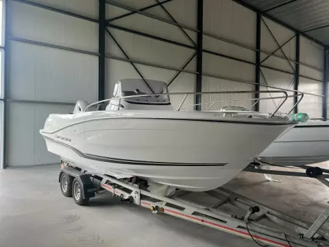 Jeanneau Cap Camarat 6.5 Center Console 6