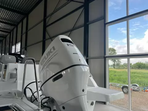 Jeanneau Cap Camarat 6.5 Center Console 9