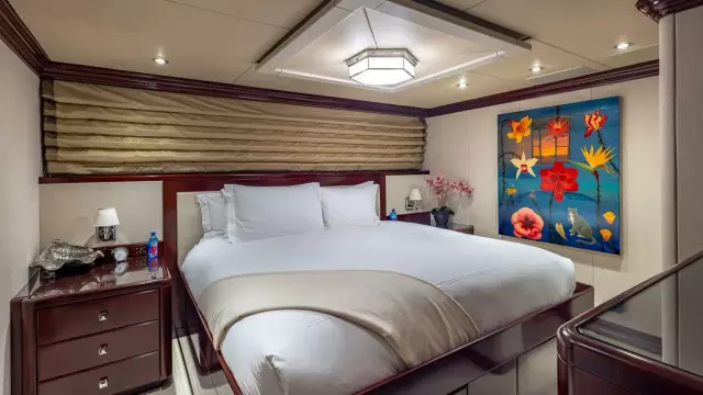 Port Midship Stateroom