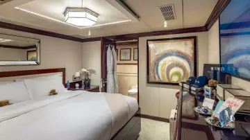 Starboard Guest Stateroom