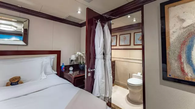 Starboard Guest Stateroom