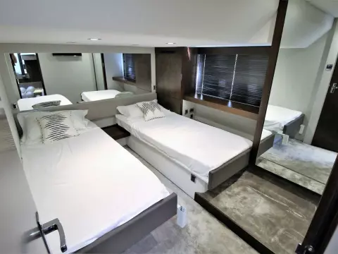 21 - Guest Twin Cabin