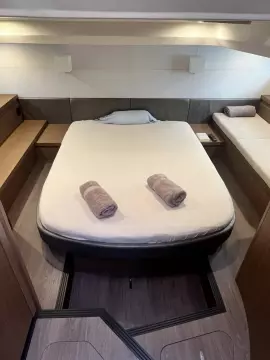 BENETEAU GRAN TURISMO 46