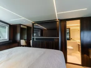 45 - VIP Cabin