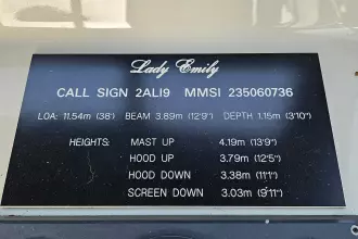 Plaque displaying specifications for Linssen Grand Sturdy 380 AC, 2008 model, named 