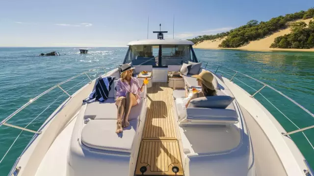 Riviera 6800 Sport Yacht PE Foredeck 01 Scaled (1)