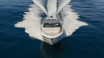 Riviera 4300 SE Image 011