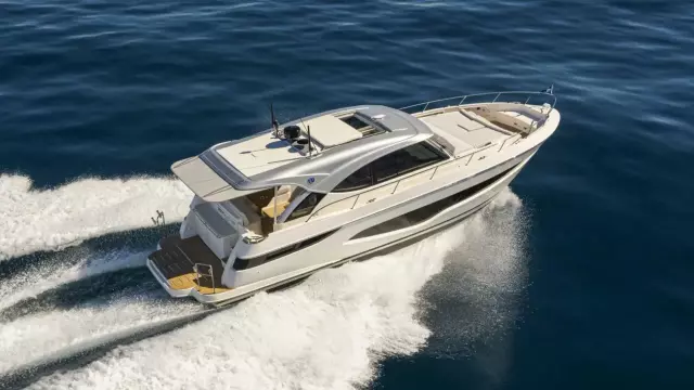 Riviera 4300 SE Image 010