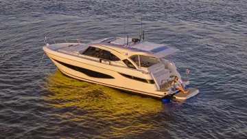 Riviera 4300 SE Image 012