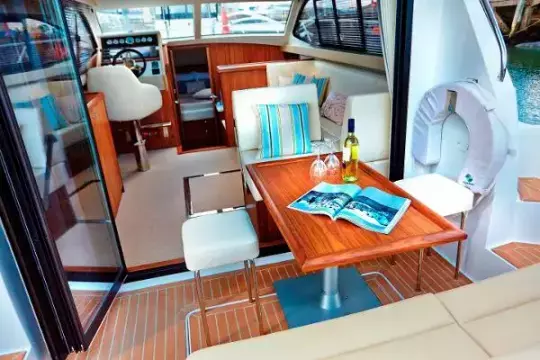 Haines 32 Offshore Cockpit