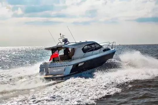 Haines 32 Offshore
