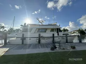63' Hatteras starboard profile