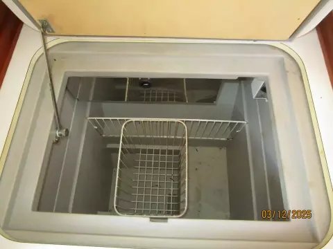 43' Beneteau galley refrigeration