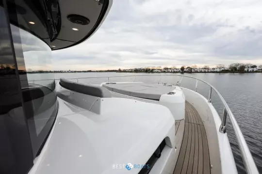 Absolute Navetta 52 10