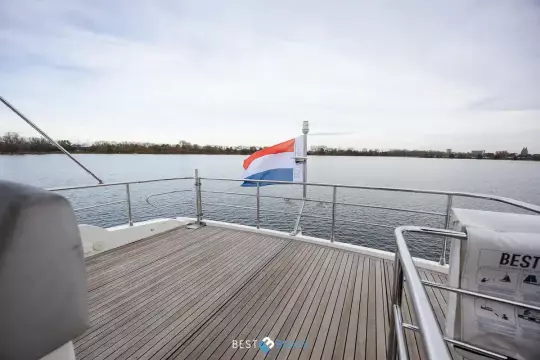 Absolute Navetta 52 16