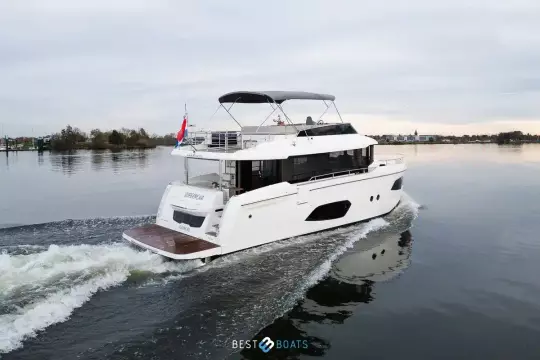 Absolute Navetta 52 9