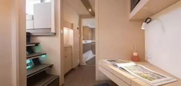 Astrea 42 owners cabin