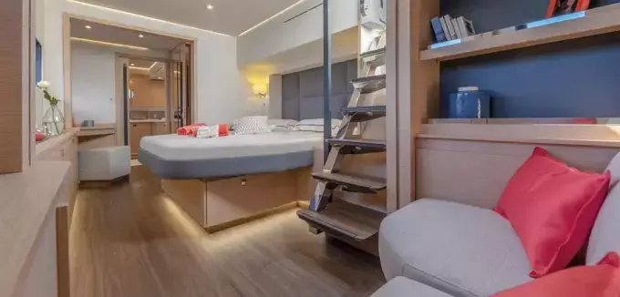 Alegria 67 masters suite