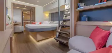 Alegria 67 masters suite