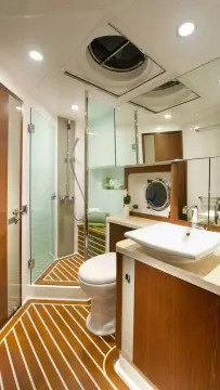 Belize 54 Daybridge Forward VIP Guest Ensuite And Dayhead