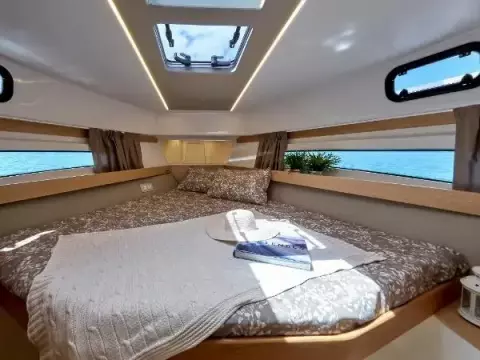 Forward double cabin