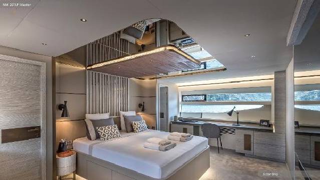 1x Luxury Suite NM 