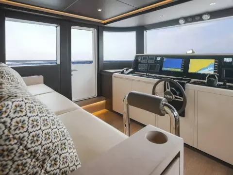 Drettmann Yachts - 95 SUV (New) - DY21798 - Image 5