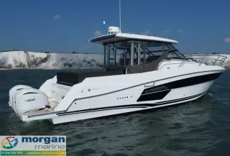 Jeanneau Cap Camarat 12.5 WA - starboard side from aft