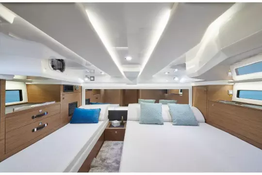 Jeanneau Cap Camarat 12.5 WA - aft cabin