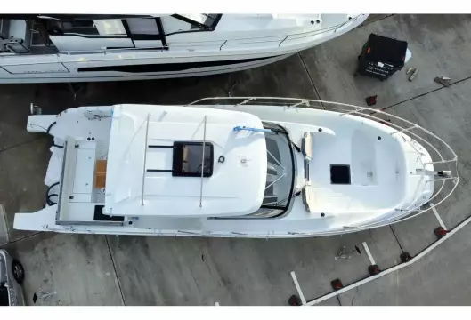 Jeanneau Cap Camarat 12.5 WA - overhead view