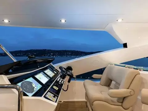 Sunseeker 131 Yacht