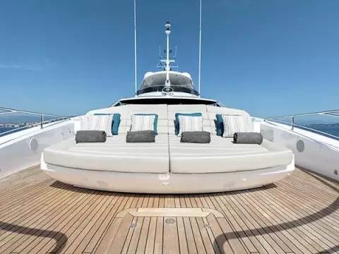 Sunseeker 131 Yacht