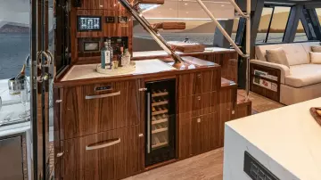 015 Riviera 64 SMY SII Wetbar