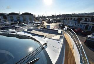 Sunseeker 65 Sport Yacht - Foredeck