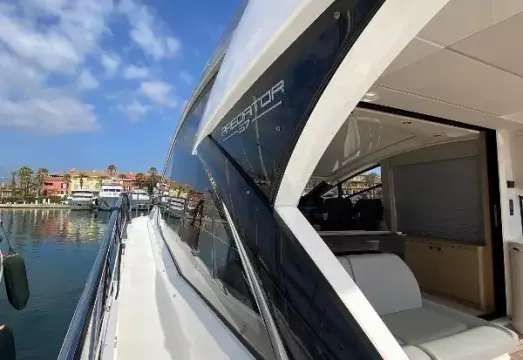 Sunseeker Predator 57 - Side Deck